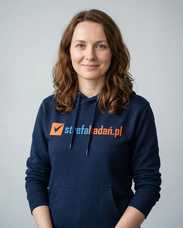 Daria — fictional AI agent portrait